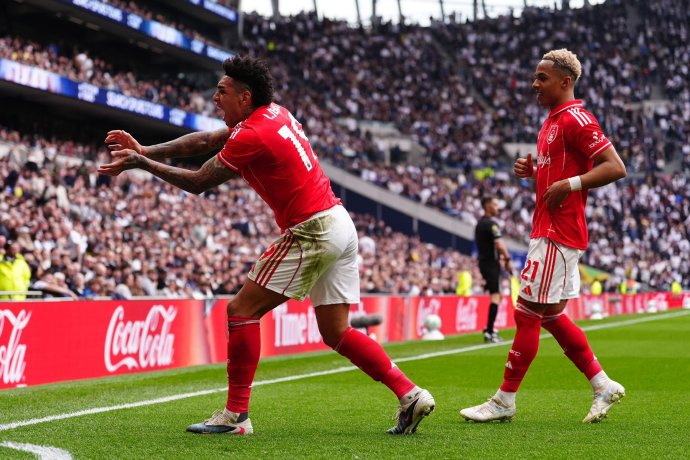 热苏斯破门助诺丁汉森林逆转阿森纳 阿沃尼伊首