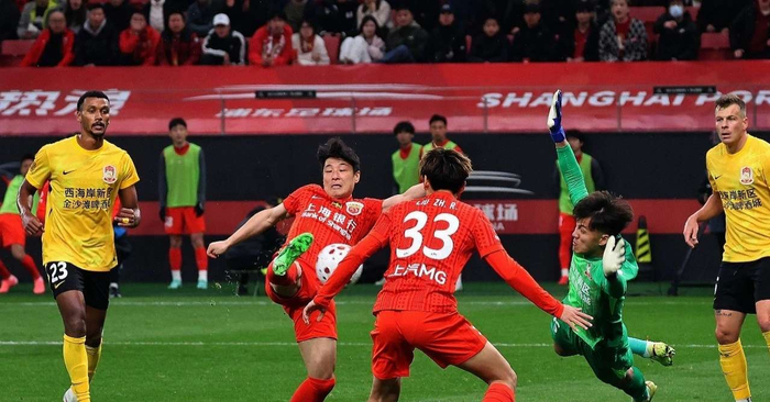 上海海港伤病名单曝光 刘若钒接近复出