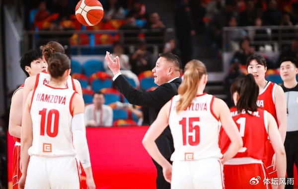 中国女篮热身赛大胜捷克 完美收官世界杯资格赛