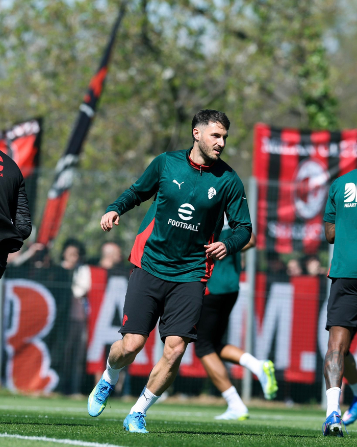 圣地亚哥·希门尼斯赛后发声：精力充沛助力球队