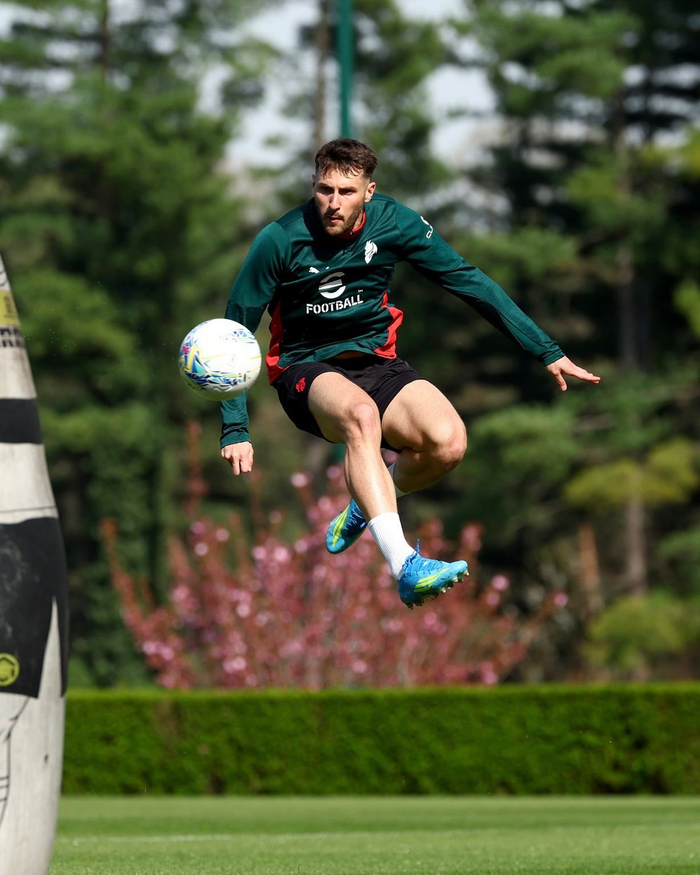 圣地亚哥·希门尼斯赛后发声：精力充沛助力球队