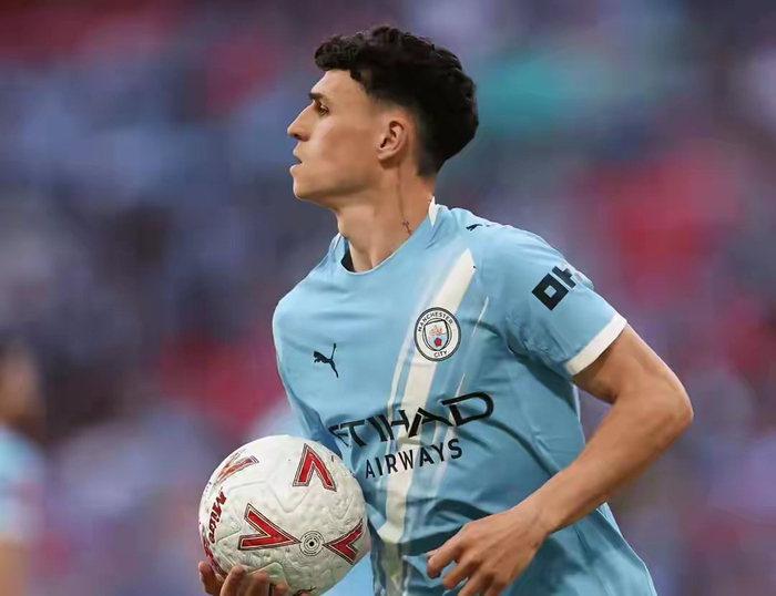 曼城足总杯半决赛逆转南安普顿，冲击国内三冠